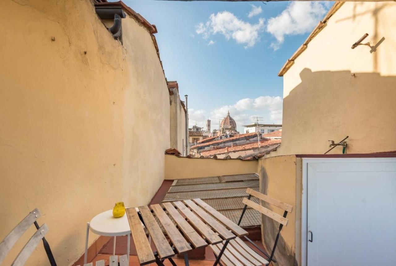Romantico Attichino Con Terrazzo Vista Duomo !! Florencie Exteriér fotografie